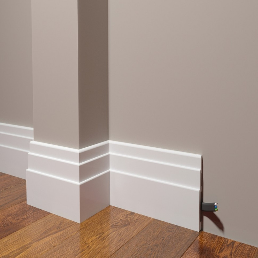 Плинтус напольный Decor Dizayn DD704